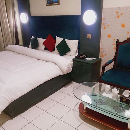 Hotel New Mid City Multan Luaran gambar