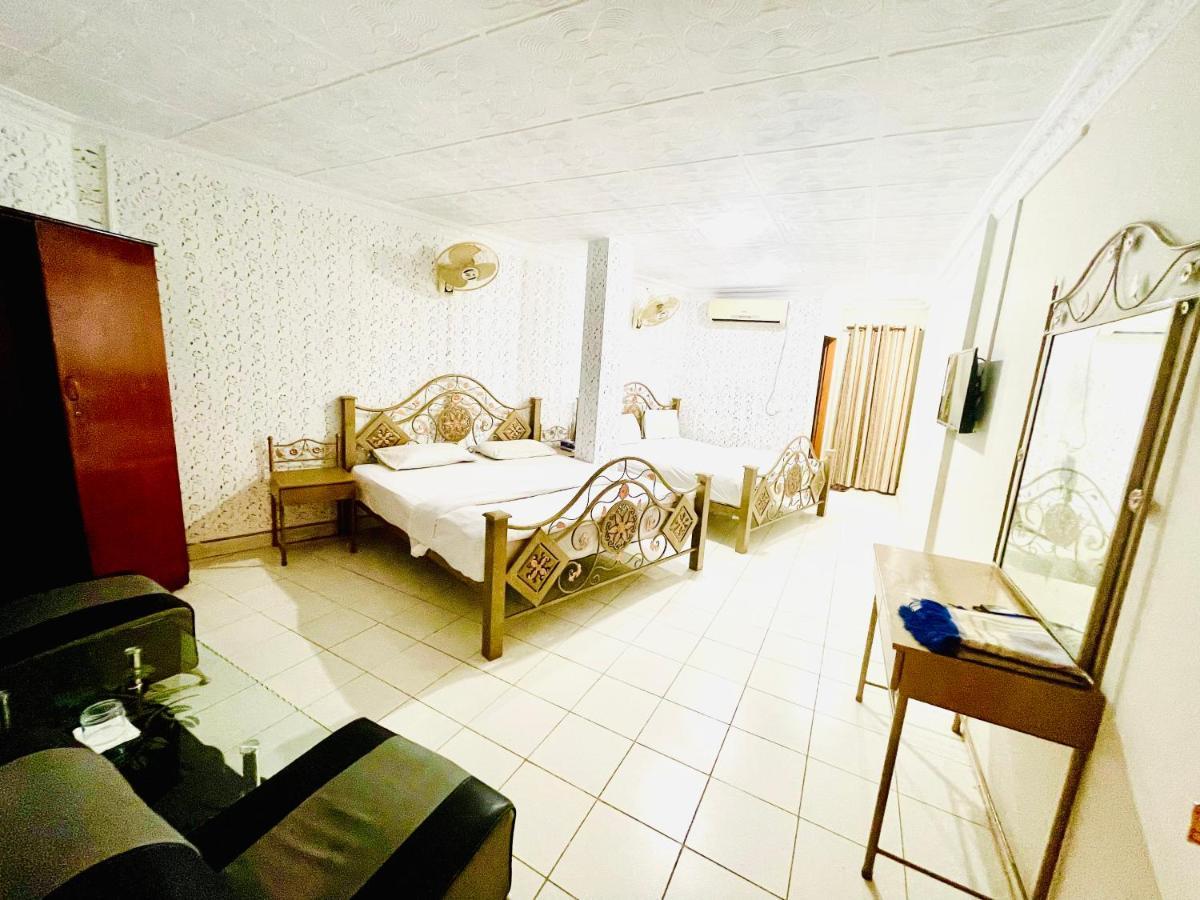 Hotel New Mid City Multan Luaran gambar