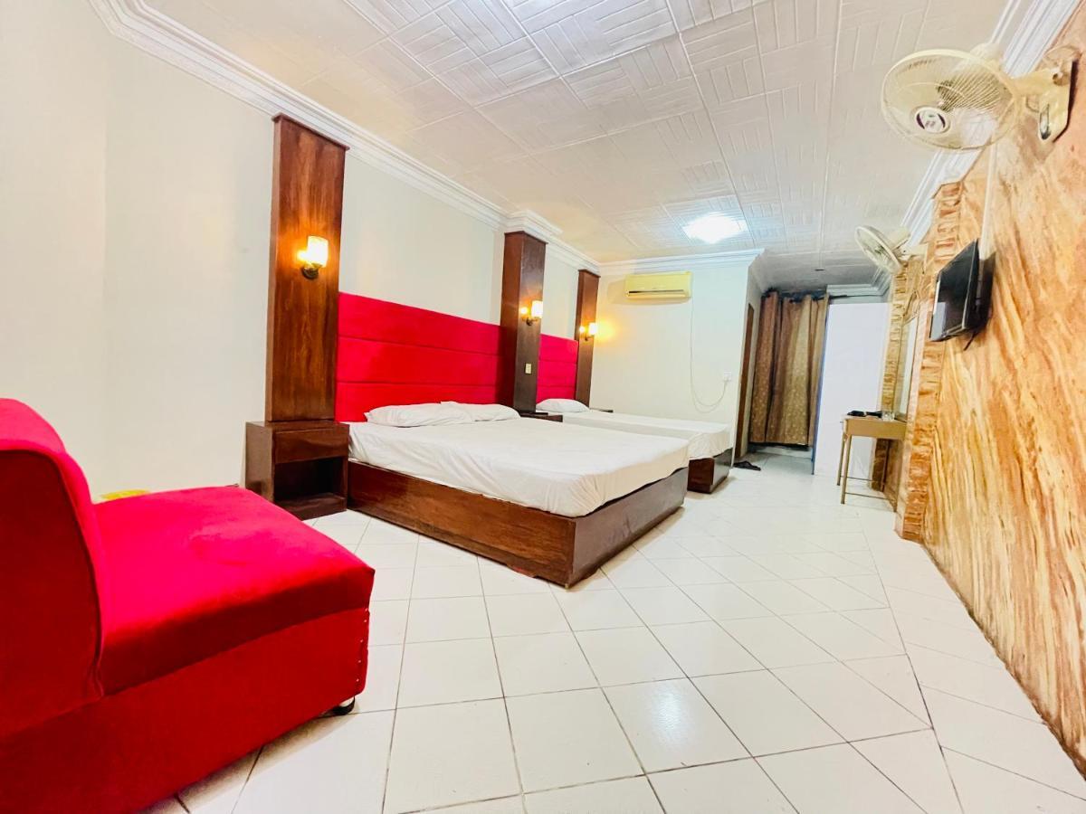 Hotel New Mid City Multan Luaran gambar