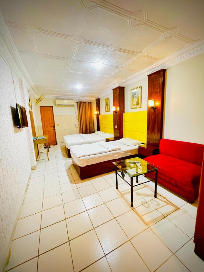 Hotel New Mid City Multan Luaran gambar